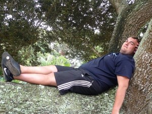 Bene auf dem Baum!